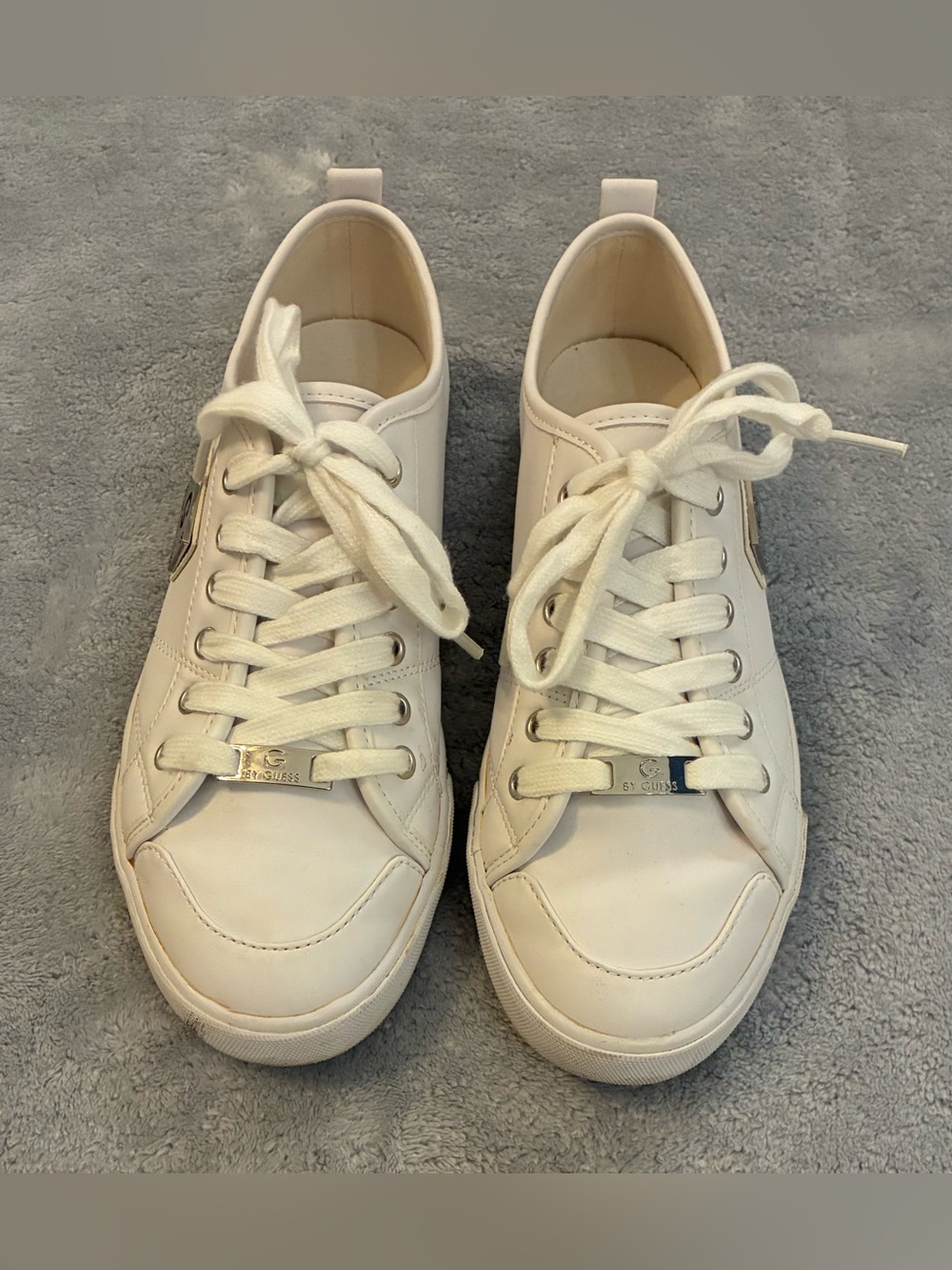 Guess Brand Classic White Leather Lace-Up Sneakers - Women Size 7.5